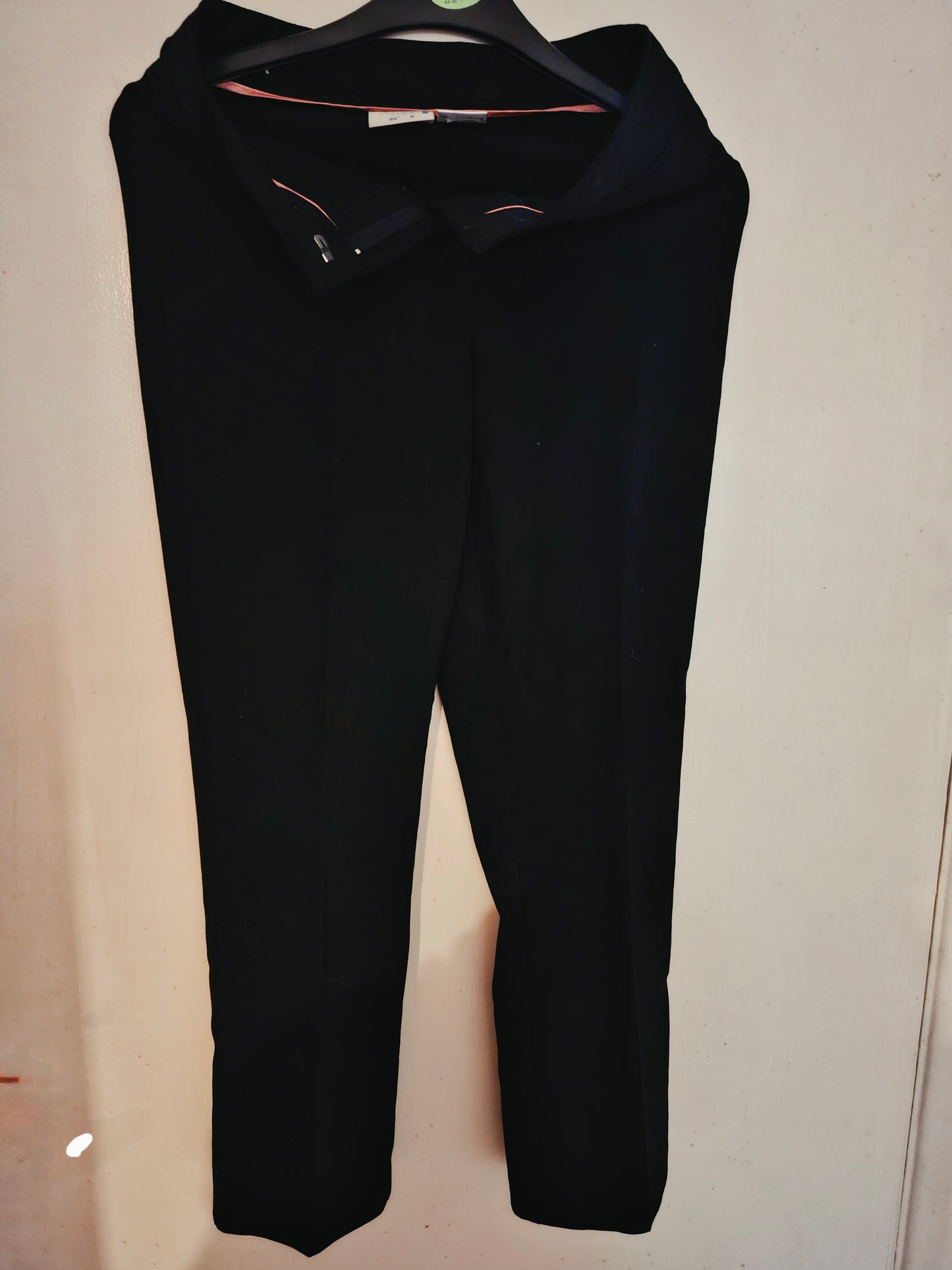 Pre-Loved Boys Slim Fit Flat Front Senior Trousers